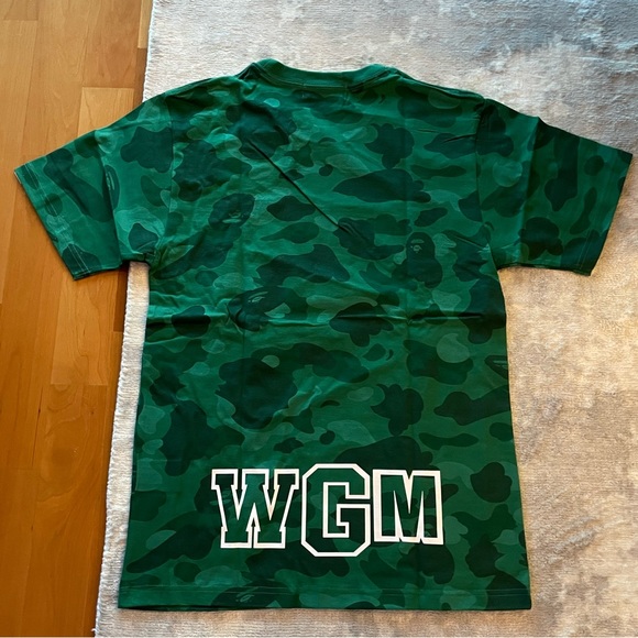 SOLD BAPE Green Camo Shark T-Shirt - Picture 2 of 11